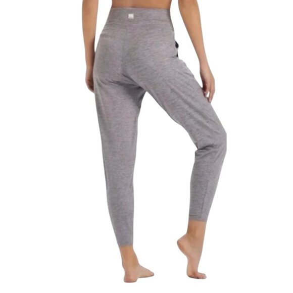 Vuori Lux At Ease Harem Style Pants Heather Gray I Size: XL - Picture 2 of 7